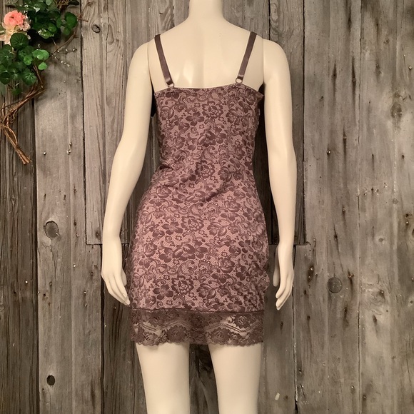 “Body Form” Strapless Convertible Shapewear Slip 1X - Picture 2 of 5